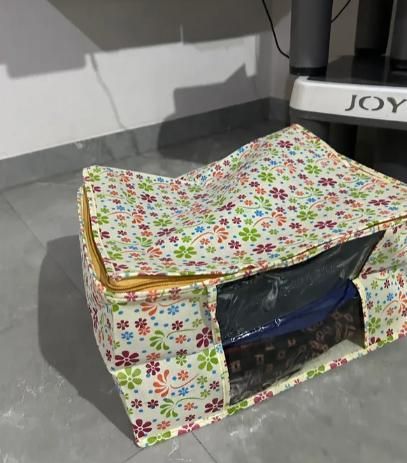 High Quality Ivory Flower Printed Saree Cover